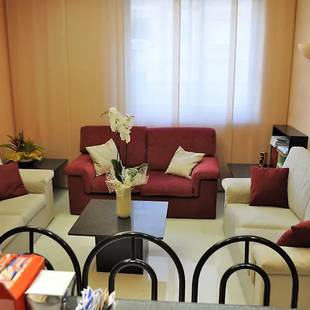 Garibaldi Hotel 3*